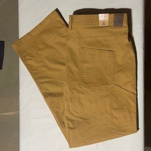 NWT men’s prana pants.